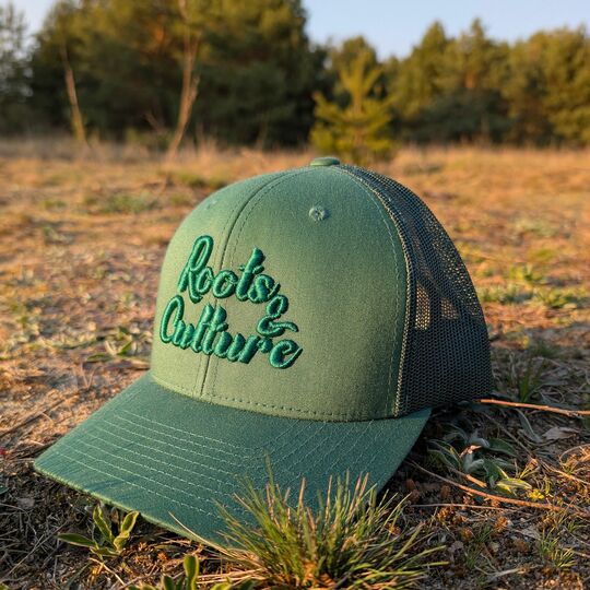 Czapka truckerka Roots & Culture, zieleń butelkowa