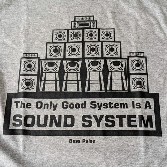 T-shirt The only good system is a Sound System, Bass Pulse - szary melanż