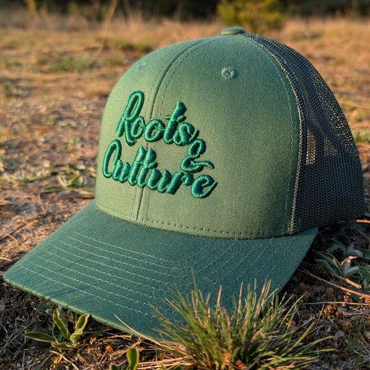 Czapka truckerka Roots & Culture, zieleń butelkowa