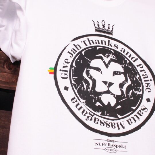 Satta Massagana Give Jah thanks and Praise Tshirt biały