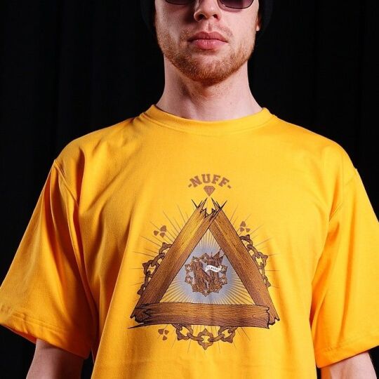 Tshirt- Nuff Wear - Wood & Chain 00513 - yellow