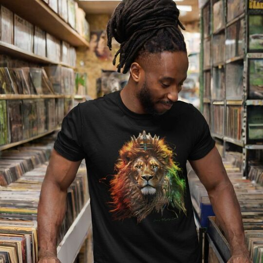 Jah's Mighty Lion t-shirt