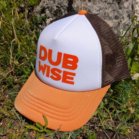Czapka Trucker Dub Wise – Biała / Pomarańczowa / Brązowa