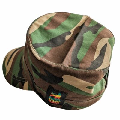 Czapka fidelka w stylu wojskowym z emblematem | kamuflaż woodland