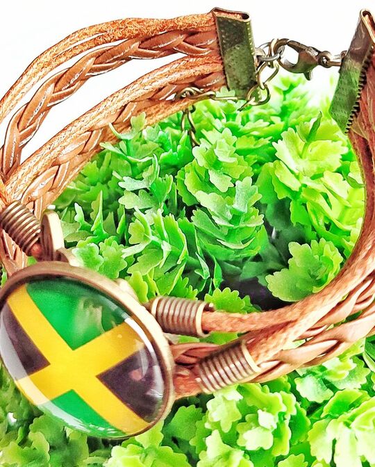 Bransoletki i opaski rasta