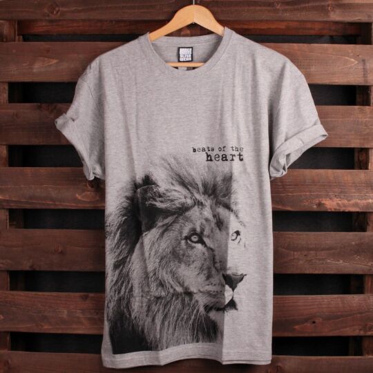Lion - Beats of the heart t-shirt | gray